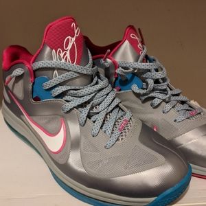 LeBron 9 Low